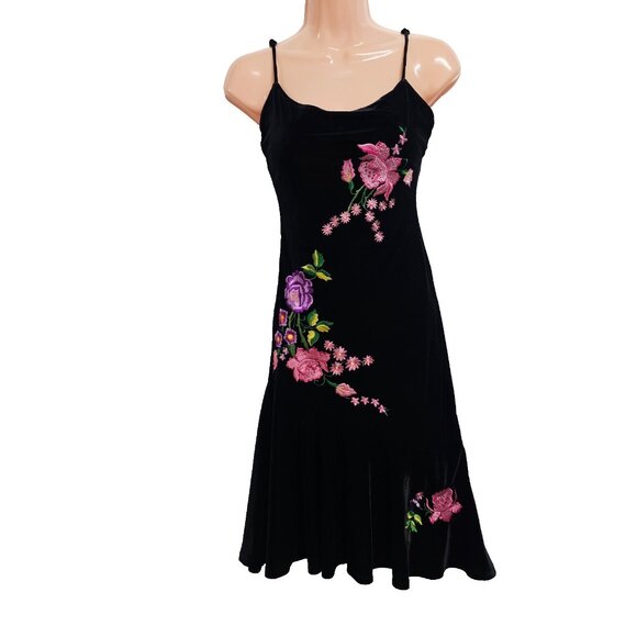 Betsey Johnson Dresses & Skirts - Betsey Johnson Velvet Embroidered Strap Dress Women Size P Black Vintage